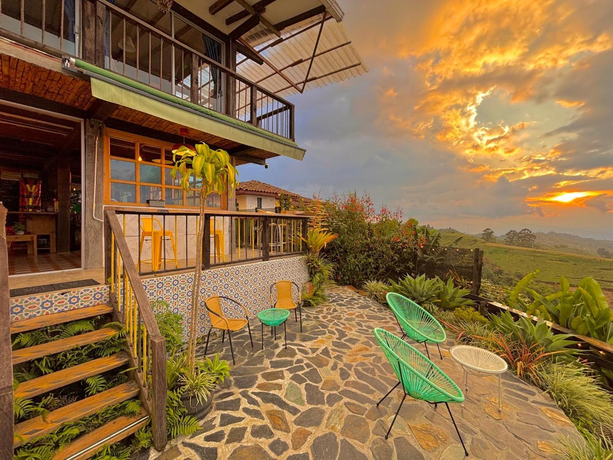 Hotel La Puesta Del Sol Filandia Exteriér fotografie